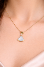 Gleamia Golden Neckchain