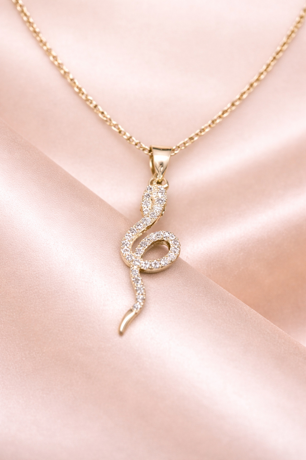 Elira Golden Neckchain