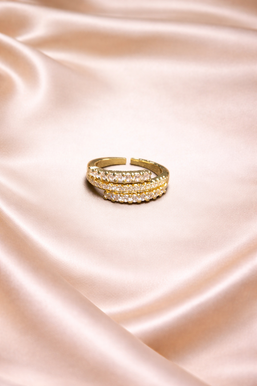 Eviluxe Ring